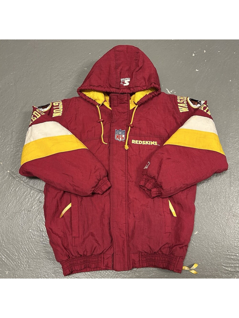 VINTAGE 90s Starter Pro Line Washington Redskins NFL Jacket Red Yellow Size M